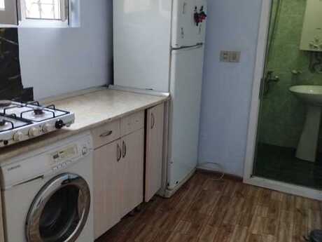 Elan №5225954 - Bakı, Nizami m., 1 otaqlı, 45 m², 2/2 mərtəbə