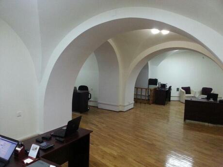 Obyekt - İçəri Şəhər m. - 190 m²
