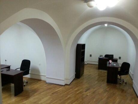 Obyekt - İçəri Şəhər m. - 190 m²