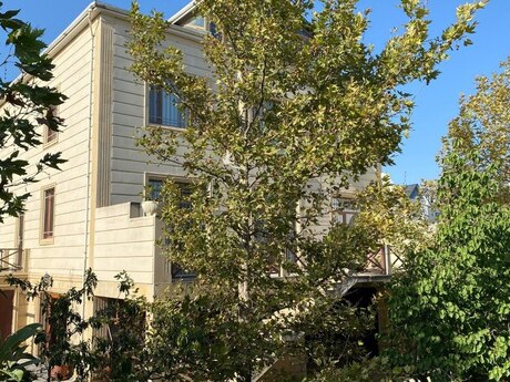 6 otaqlı həyət evi/bağ evi - Badamdar q. - 600 m²