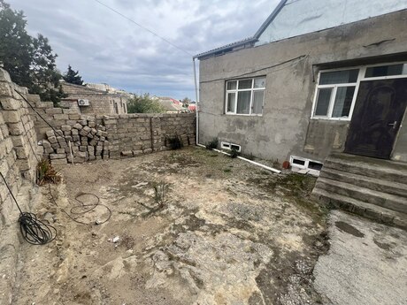 7-комн. дом/дача - пос. Ахмедлы - 200 м²