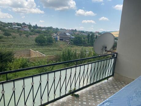 4 otaqlı həyət evi/bağ evi - Şamaxı - 140 m²