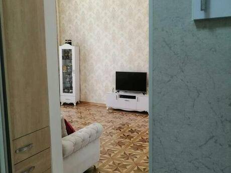 2 otaqlı köhnə tikili - 28 May m. - 55 m²