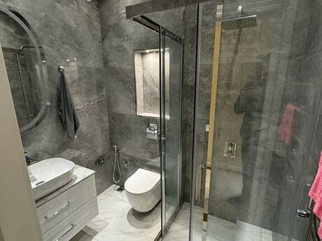 3-room new-build apartment for rent in Nərimanov, 115 m², 1 650 AZN/mo, photo 5 / 12