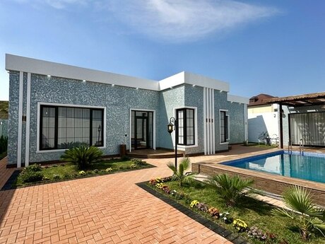 5 otaqlı həyət evi/bağ evi - Şüvəlan q. - 180 m²