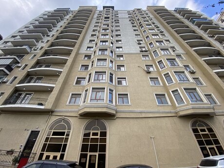 4 otaqlı mənzil, 234 m², Nizami: 539 000 ₼ 3