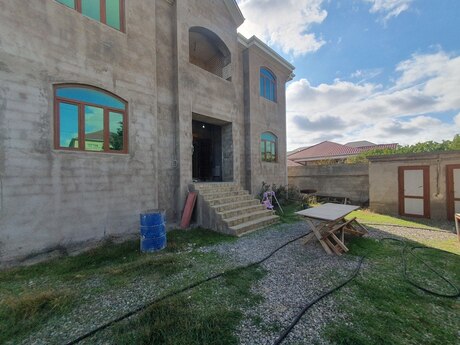 Elan №5555101 - Bakı, M.Ə.Rəsulzadə q., 7 otaqlı, 250 m²