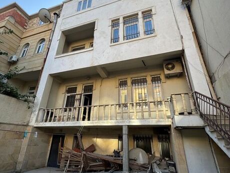 8 otaqlı həyət evi/bağ evi - Gənclik m. - 500 m²
