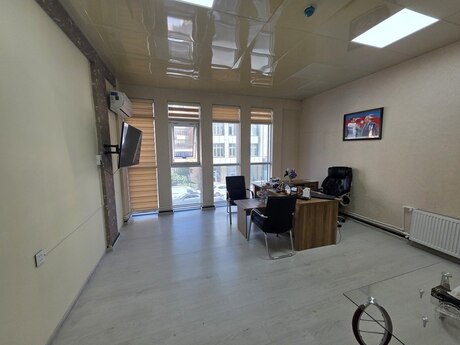 3 otaqlı ofis - Nəriman Nərimanov m. - 70 m²