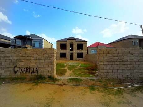 6 otaqlı həyət evi/bağ evi - Buzovna q. - 230 m²