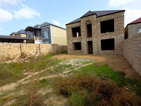 6 otaqlı həyət evi/bağ evi - Buzovna q. - 230 m²