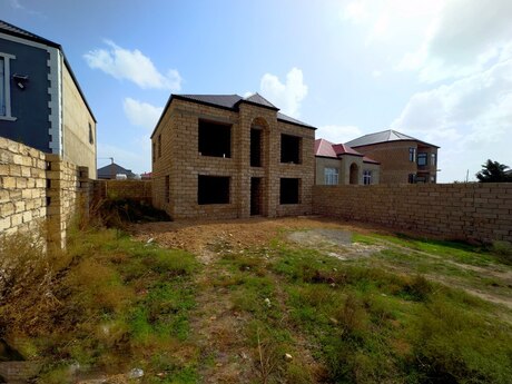 6 otaqlı həyət evi/bağ evi - Buzovna q. - 230 m²