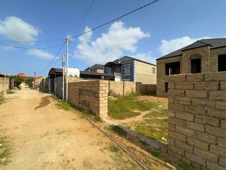 6 otaqlı həyət evi/bağ evi - Buzovna q. - 230 m²