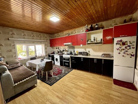 5 otaqlı həyət evi/bağ evi - Xırdalan - 240 m²