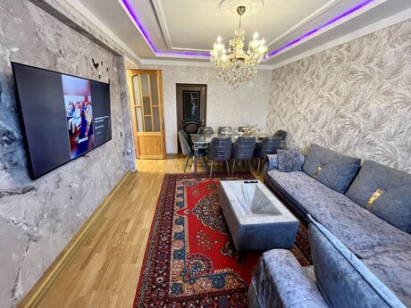5 otaqlı həyət evi/bağ evi - Xırdalan - 240 m²