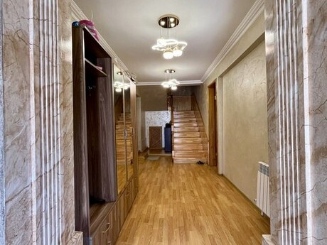 5 otaqlı həyət evi/bağ evi - Xırdalan - 240 m²