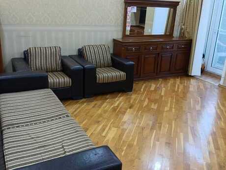 2 otaqlı köhnə tikili - Nizami m. - 70 m²