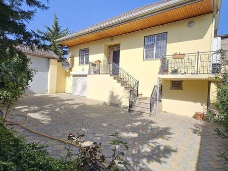 4 otaqlı həyət evi/bağ evi - Şağan q. - 160 m²