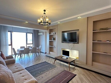 2 otaqlı yeni tikili - Şah İsmayıl Xətai m. - 120 m²