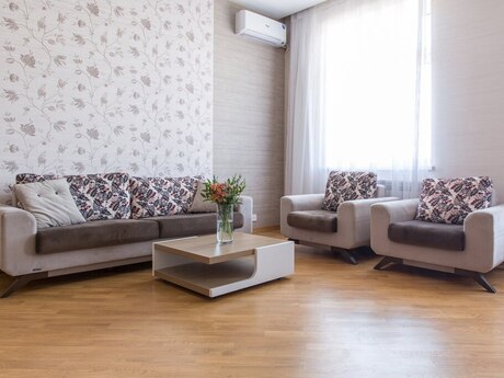 3-комн. новостройка - м. Ичеришехер - 135 м²