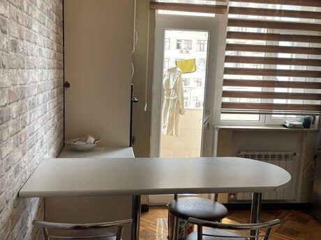 3 otaqlı yeni tikili - Nəriman Nərimanov m. - 120 m²