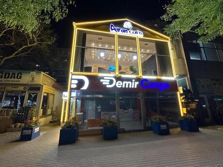 Obyekt - Xalqlar Dostluğu m. - 150 m²