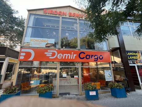 Obyekt - Xalqlar Dostluğu m. - 150 m²