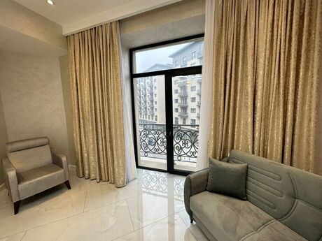 3 otaqlı yeni tikili - Ağ şəhər q. - 110 m²