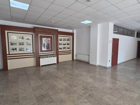 Obyekt - Elmlər Akademiyası m. - 3100 m²