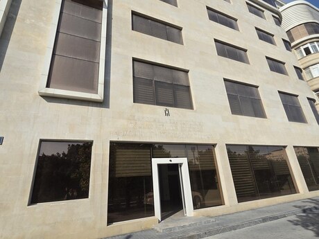 Obyekt - Elmlər Akademiyası m. - 3100 m²