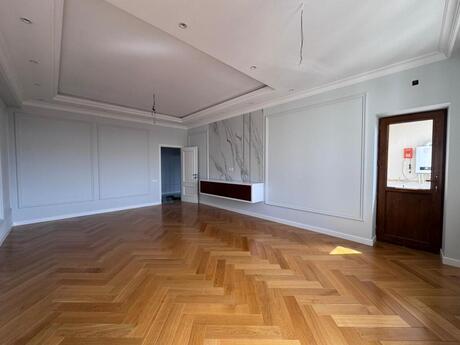 3 otaqlı yeni tikili - Gənclik m. - 135 m²