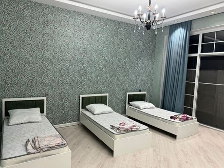 3 otaqlı həyət evi/bağ evi - Mərdəkan q. - 200 m²