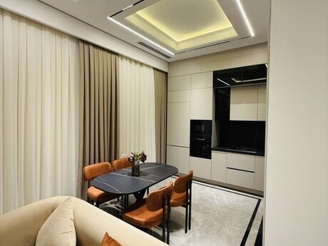 3-room apartment for rent, 110 m², Ağ şəhər: 2 300 ₼/mo 2
