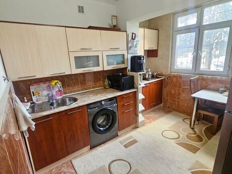 2 otaqlı köhnə tikili - Xalqlar Dostluğu m. - 54 m²