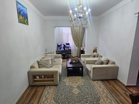 2 otaqlı köhnə tikili - Xalqlar Dostluğu m. - 54 m²