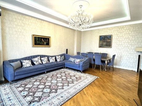 4 otaqlı yeni tikili - 28 May m. - 170 m²