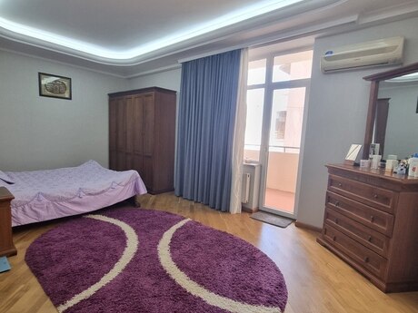 3 otaqlı yeni tikili - 28 May m. - 156 m²