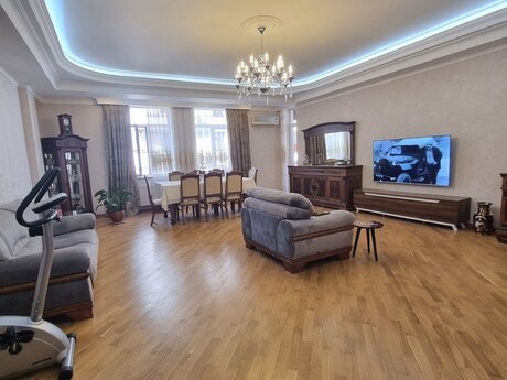 3 otaqlı yeni tikili - 28 May m. - 156 m²