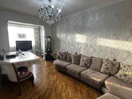4 otaqlı köhnə tikili - Azadlıq Prospekti m. - 100 m²