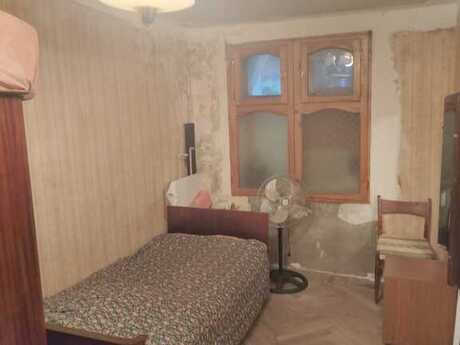 2 otaqlı köhnə tikili - Elmlər Akademiyası m. - 50 m²