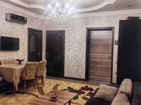 4 otaqlı yeni tikili - Xətai r. - 136 m²