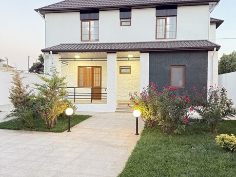 6 otaqlı həyət evi/bağ evi - Mərdəkan q. - 300 m²