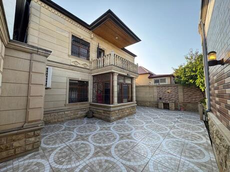 5 otaqlı həyət evi/bağ evi - Bülbülə q. - 240 m²