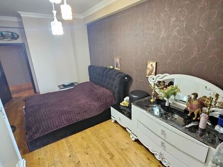 2-комн. новостройка - м. 20 января - 70 м²