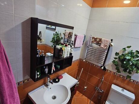 2-комн. новостройка - м. 20 января - 70 м²