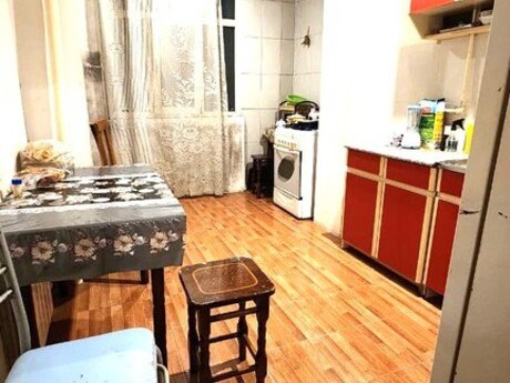4 otaqlı köhnə tikili - Xalqlar Dostluğu m. - 110 m²