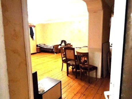 4 otaqlı köhnə tikili - Xalqlar Dostluğu m. - 110 m²