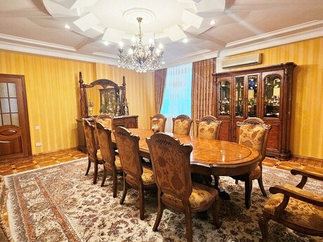 5-room apartment, 245 m², 28 May: 640 000 ₼ 5