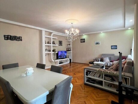Elan №5571119 - Bakı, Yeni Yasamal q., 5 otaqlı, 130 m², 3/9 mərtəbə