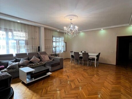 5 otaqlı köhnə tikili - Yeni Yasamal q. - 130 m²